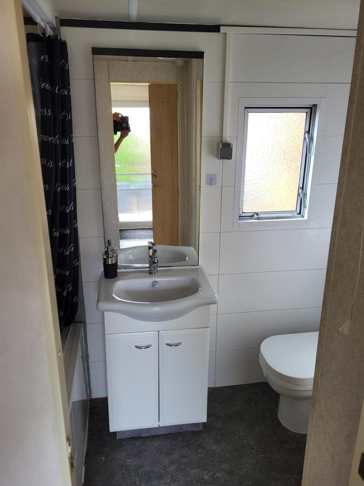 Chalet 14 Met Airco Familiecamping De Tien Heugten Schoonloo Drenthe מראה חיצוני תמונה